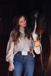 portrait of a girl and her horse personalized Calgary grad photo session