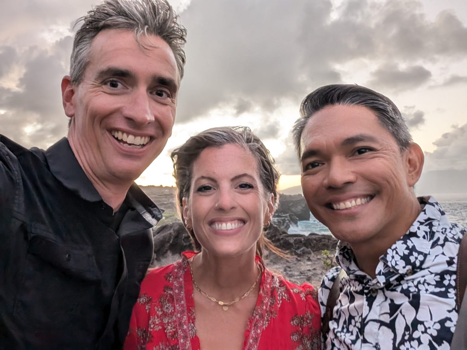 Laura and Denis Perron taking a selfie with Maui Photographer Mark Tablang